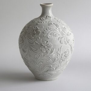 белая ваза для цветов